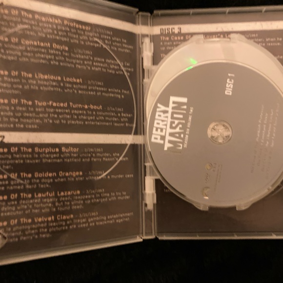 Perry Mason Season 6 Volume 2 / 4 Disc Set Mint condition EUC - Picture 3 of 5